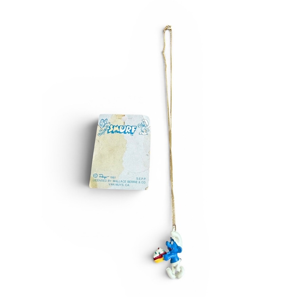 Vintage 1981 Smurf Birthday Cake Necklace Peyo Wallace Berrie Blue Gold‎ Tone